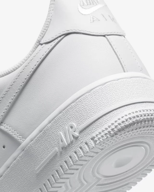“Nike Dunks: A Classic Reborn for Sneakerheads”