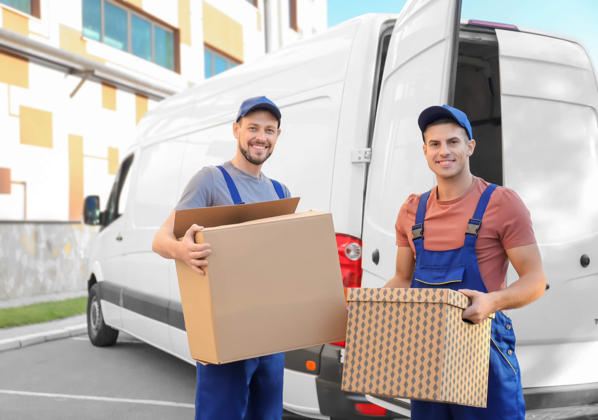 Man and a Van Hire Streamlining Your Relocation with SEO-Optimized Services?