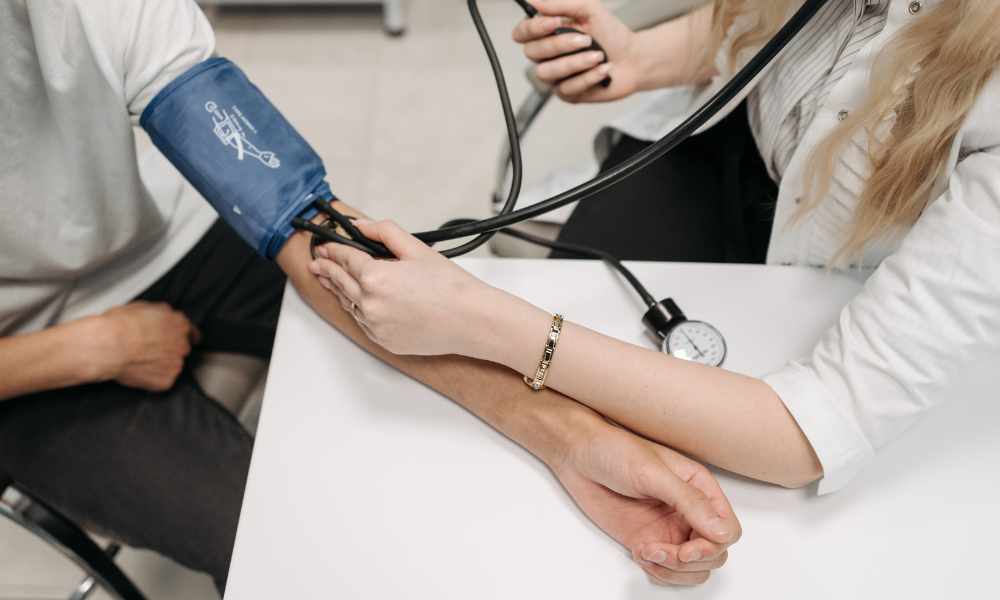 Understanding the Importance of Aneroid Sphygmomanometers in Healthcare